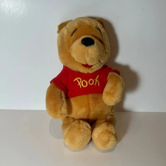 Winnie the  Pooh - Picture 1 of 6